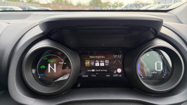 Toyota Yaris 1.5 Hybrid Design 5dr CVT Hybrid Hatchback